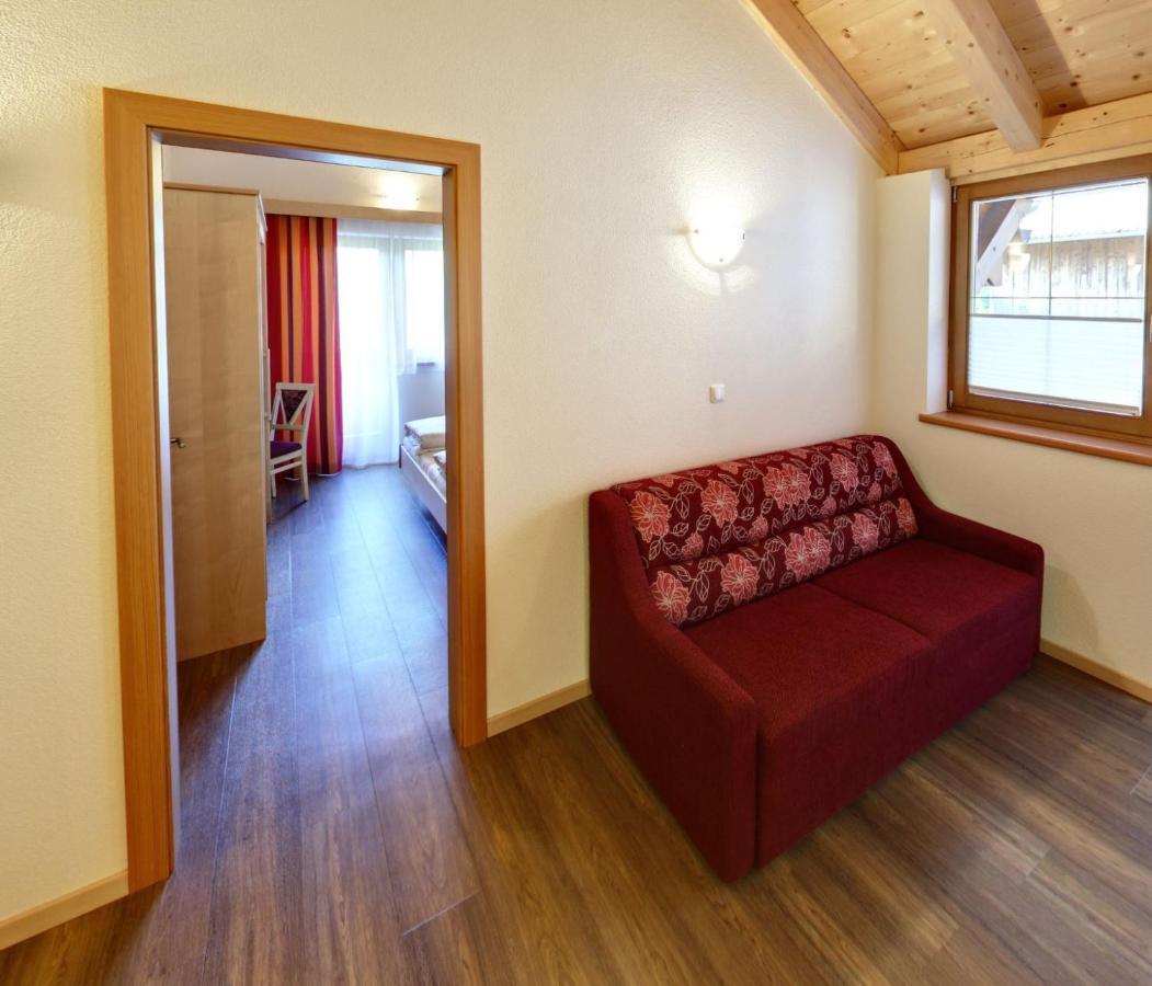 Appartements Am Burgsee Ладис Екстериор снимка