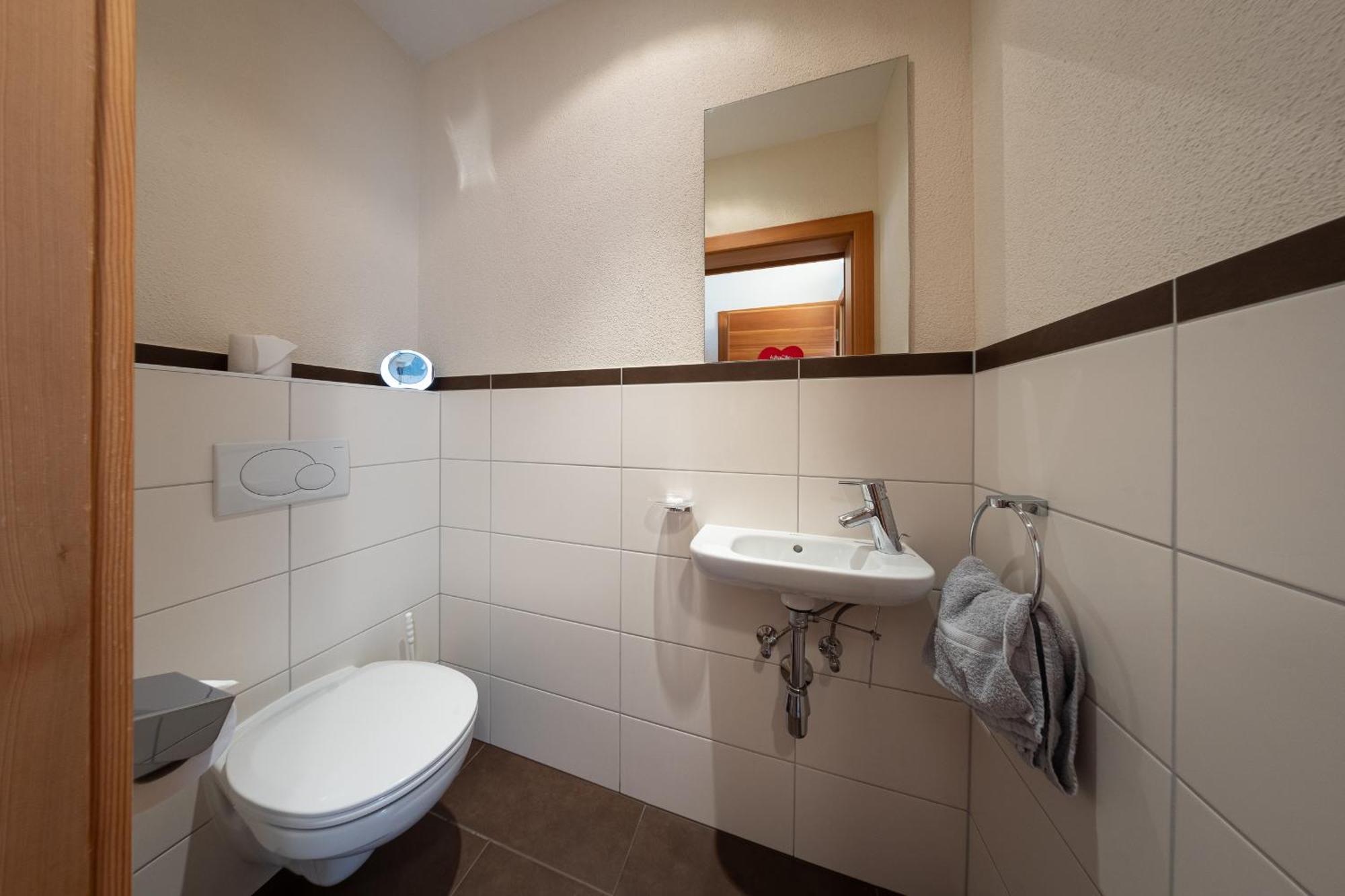 Appartements Am Burgsee Ладис Екстериор снимка